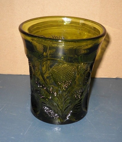 VASO VINTAGE CAMBRIDGE VIDRIO VERDE FRESA INVERTIDA CASI CORTADO 3 3/4" - Imagen 2 de 10