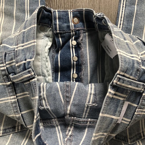 Pantalones de mezclilla Boyish By Her Stanley a rayas con botones cortos Fly They Made Me A Criminal 26 - Imagen 14 de 14