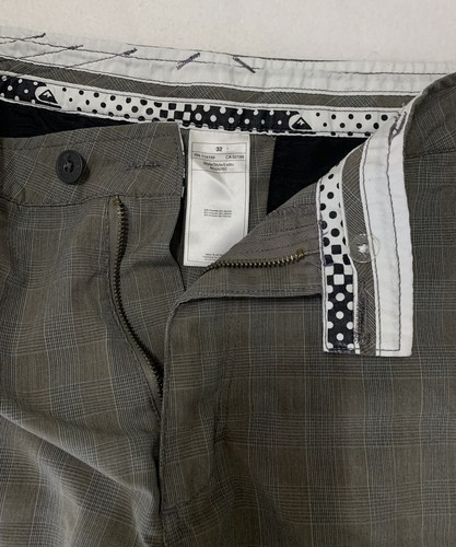 Quiksilver Shorts Men’s Size 32 Plaid Logo Outdoors Chino Casual Skateboard - Picture 3 of 12