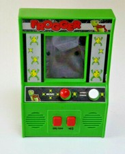 KONAMI  DIGITAL ENTERTAINMENT Frogger Mini Arcade Game China 09550   19218AX