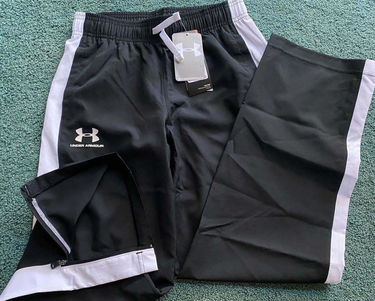 Boys black best sale under armour pants