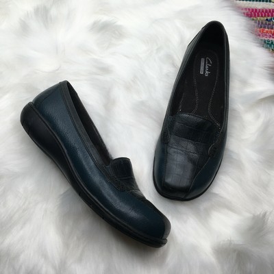 clarks flats blue