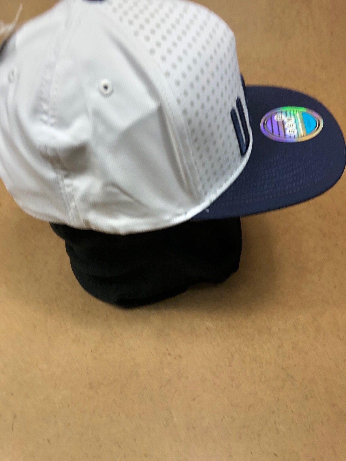 Picture 4 of 6
