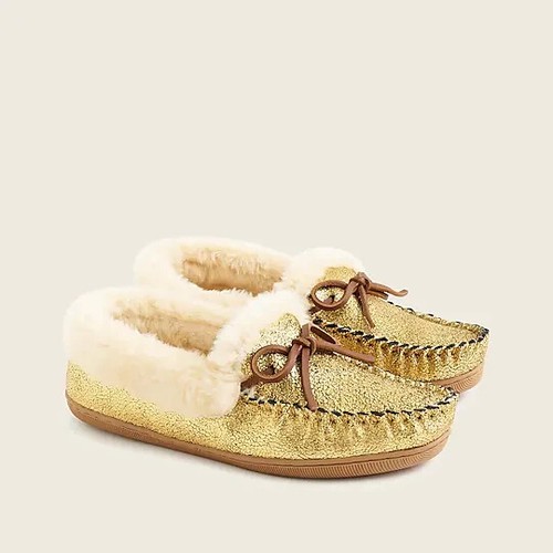 Women's lodge moccasins Clearance