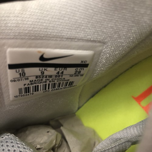 Nike Kyrie 3 TS Pure Platinum Shoes 852416 001 Mens Size 10 - Picture 10 of 11