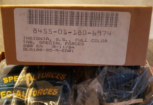 US Army Special Forces Tab SSI Patch COLOR DRESS Teal & Gold 1984 VTG RARE NOS! - Picture 4 of 4