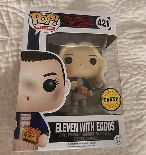 Funko Pop! Vinyl: Stranger Things - Eleven with Eggos (Chase) #421