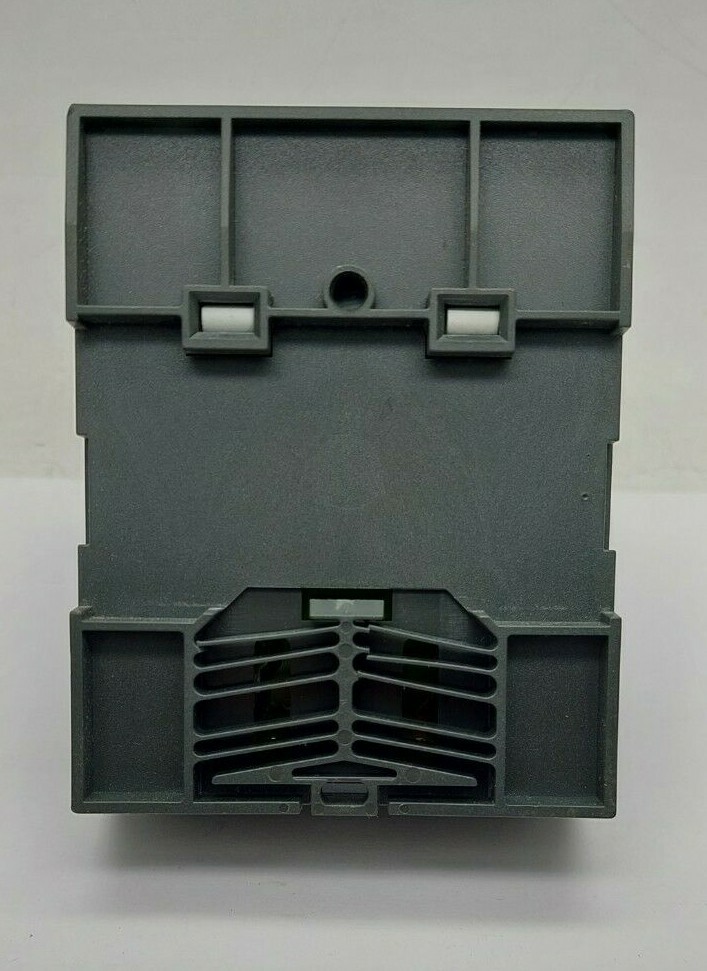 Picture 4 of 8