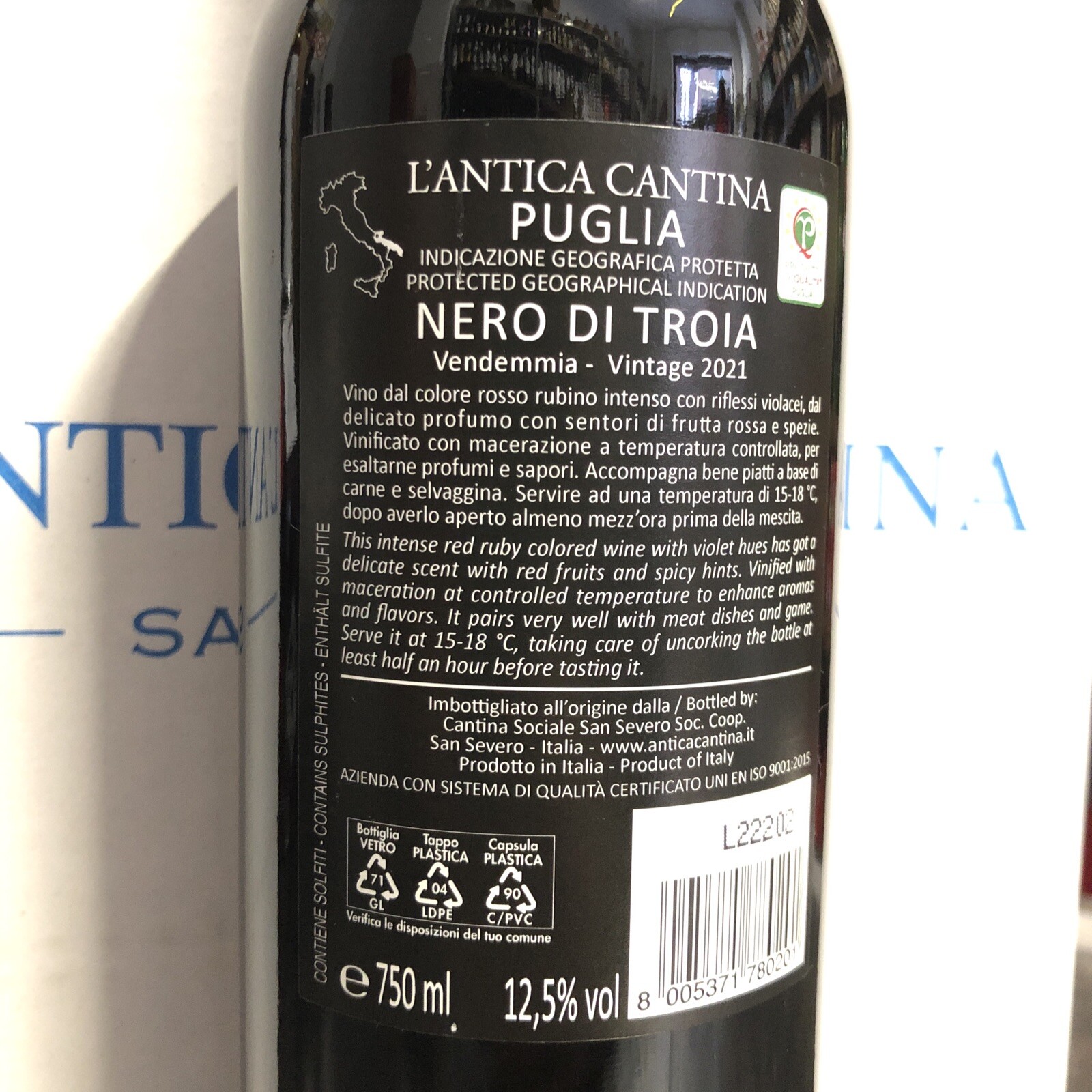 Foto 2 di 3