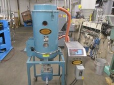 Una-Dyn 30 cfm Desiccant Dryer