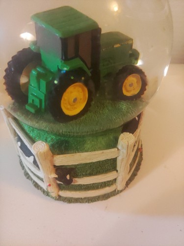 Enesco John Deere Music SnowGlobe w/Tractor Fence “Down By The Old Mill Stream” - Picture 6 of 10