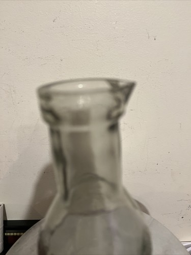 The Milk Protector Absolutely Pure Bottle Glass With Cow Emblem Spout Farm House - Picture 10 of 10