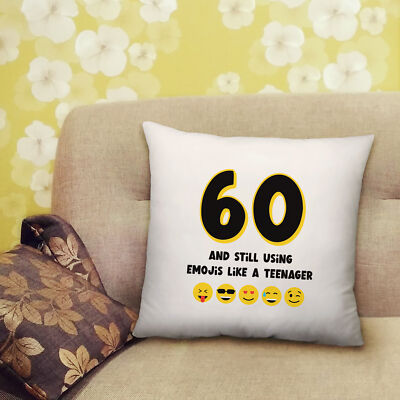 Lustiges Kissen 60. Geburtstag Sixty & Still Using Emojis Schlafzimmer Lounge -40cmx40cm