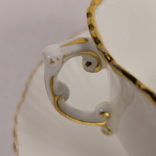 TAZA Y PLATILLO Hammersley porcelana de hueso fino - remolino blanco festoneado - borde dorado - Imagen 11 de 18