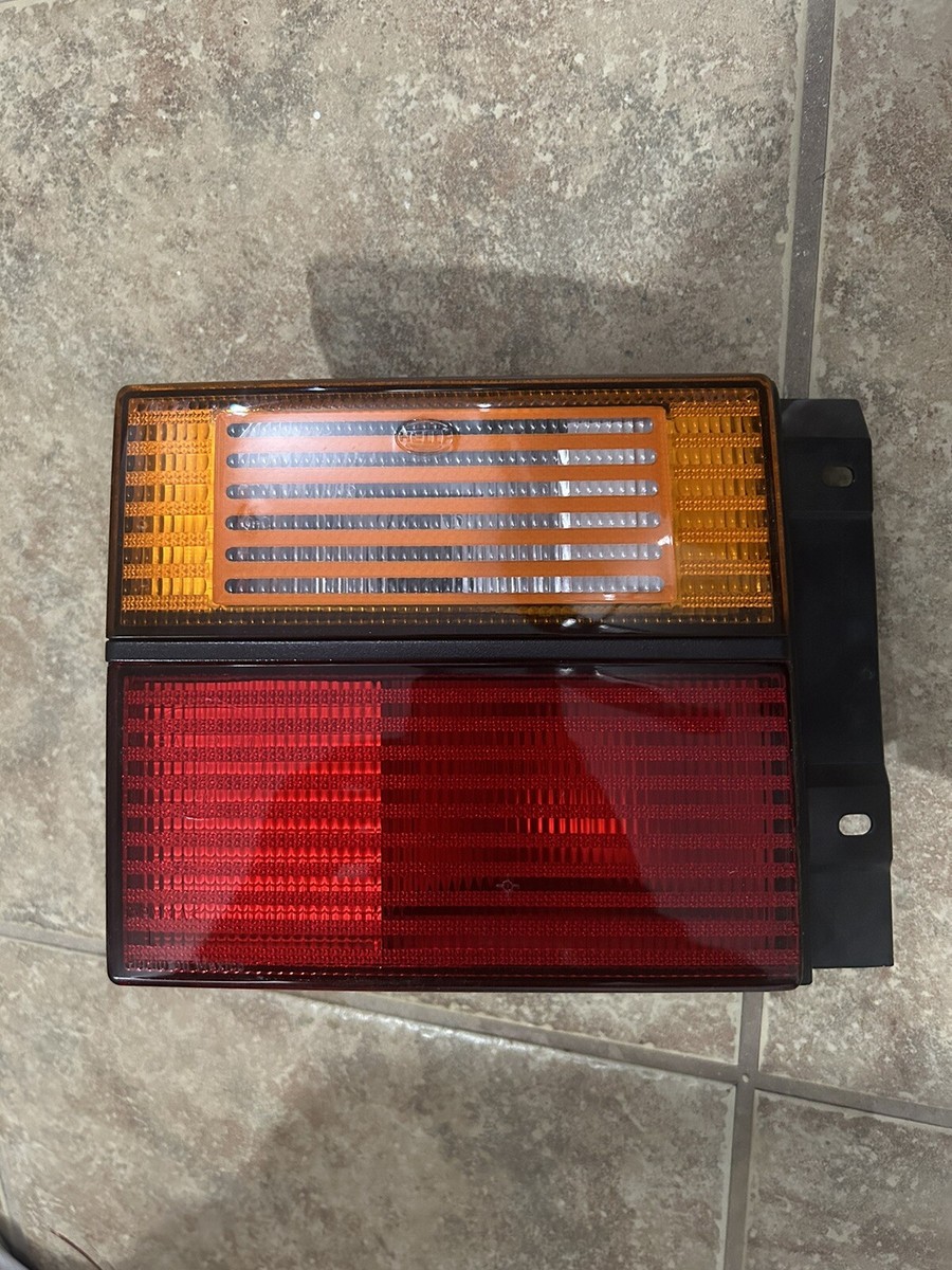 2025 お歳暮【公式】 - 人気ブランド NEW* VW MK3 JETTA Inner Tail Light PAIR Driver & Passenger ロッド