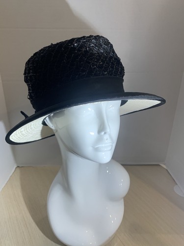 Vintage Lazarus Paris Woman's Black Woven Raffia &Cream Brim Pinwheel Hat Small - Picture 8 of 15
