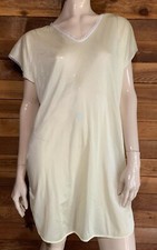 VINTAGE ANTRHONY RICHARDS YELLOW SIZE MEDIUM SLEEPSHIRT 11123