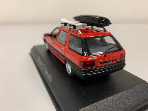 Norev Renault 21 Nevada 1989 Rouge avec Accessoires 1/43 512133 0724 - Foto 4 di 4