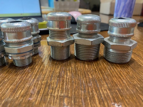 Eaton NSB CGB3911-SG Cord and Cable Fittings - Picture 1 of 3