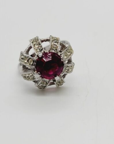Vintage SARAH COVENTRY Ring Enchantment Red Gem Signed Adjustable
