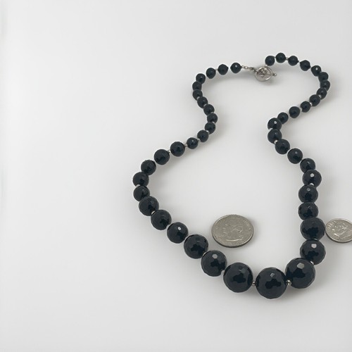 beads necklace - Picture 2 of 5