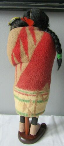 Muñeca indígena nativa americana vintage Skookum 12 1/2"" con niño - Imagen 3 de 5