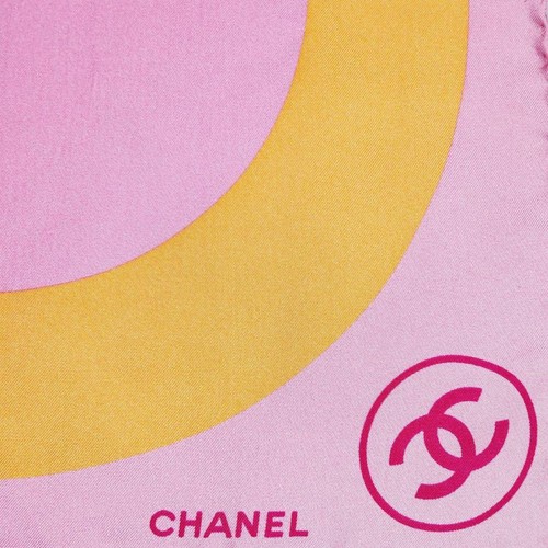 CHANEL Large Scarf 100% Silk 87cm x 87cm Coco Mark Pink Orange Red From Japan - Picture 3 of 10