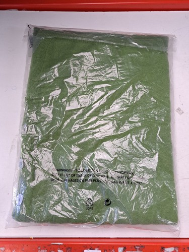 SAOL Women's Irish Lambswool Shawl Wrap Lightweight Poncho, Green, One Size - Picture 3 of 6