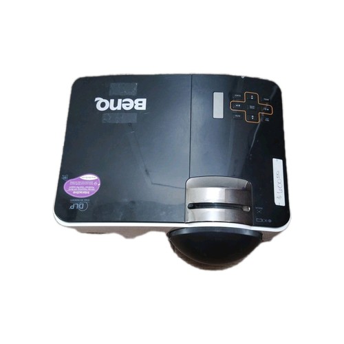 BenQ MW870UST 3D Short Throw DLP Projector- TXT BEFORE BUYING  - Picture 1 of 7