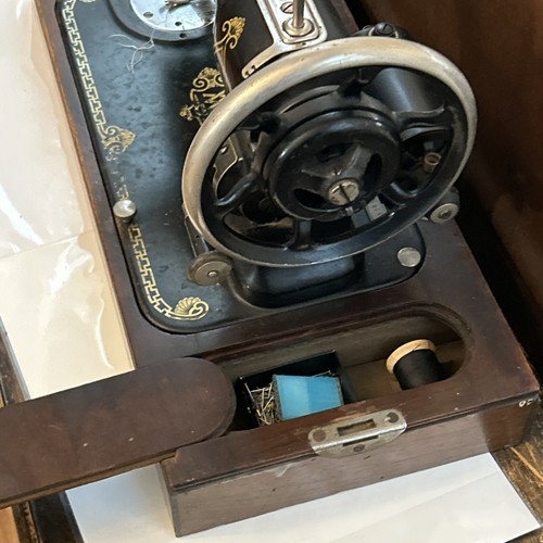 Antique Rare White Rotary Sewing Machine W/Bentwood Case & Pedal Working Perfect - Picture 13 of 24