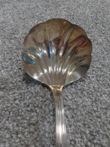 WILLIAM ROGERS SCALLOPED LADLE SILVERPLATE ~ 7", Original Rogers - Picture 2 of 5