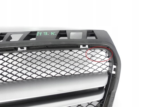 Grille de calandre soldes Mercedes-Benz Classe A W176 GRILLE AVANT A1768880860