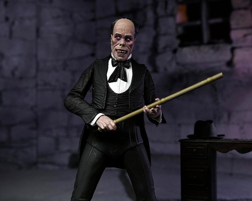 NECA - Phantom of the Opera (1925) - 7" Scale Action Figure - Ultimate The Phant - Picture 2 of 7