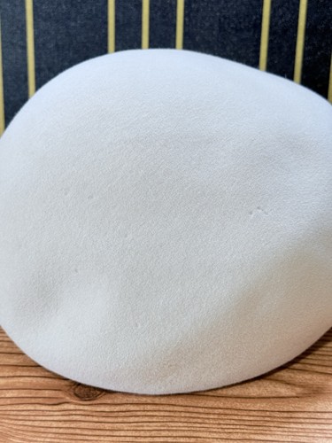 Gabriela Ligenza Baskenmütze beige Wolle Kaninchenhaar Made in Italy für Bergdorf  - Bild 15 von 19