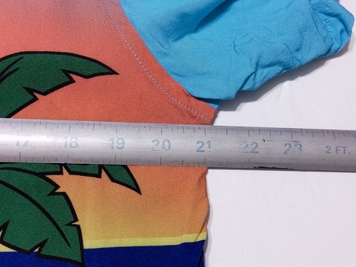 Camisa Hawaiana Grande L Disney Parks Mickey Mouse Minnie Verano Puesta de Sol Playa Campamento - Imagen 3 de 9