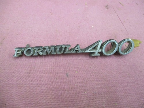1970 1971 70 71 Firebird Fórmula 400 guardabarros emblemas parte # 480842 GM fabricante original