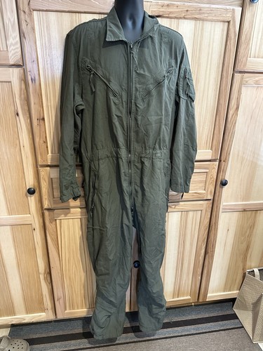 US ARMY Combat Vehicle Crewman Coveralls Mens Medium Long Class 1 Green - Picture 2 of 11