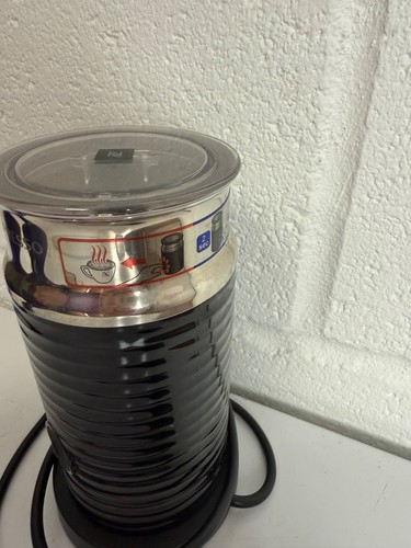Nespresso Aeroccino 3 Milk Frother 3594 Black & Stainless Steel - New Tested - Picture 5 of 8