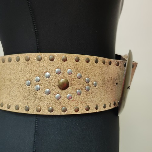 Y2K gold golden studded wide waist belt vintage small/medium metallic - Picture 3 of 14