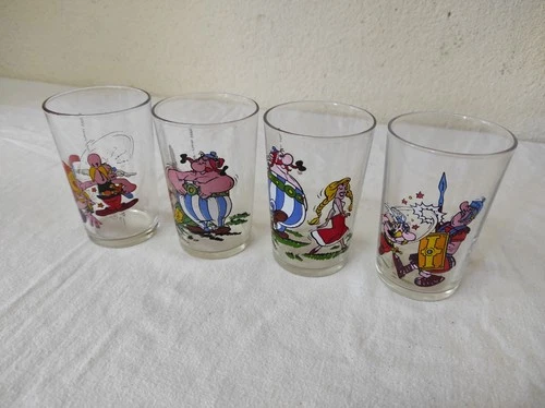 Lot of 4 Antique 1968 Dargaud Asterix and Obelix Mustard Glasses