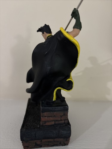 Vintage 1997 DC Comics Robin Statue - Picture 4 of 6