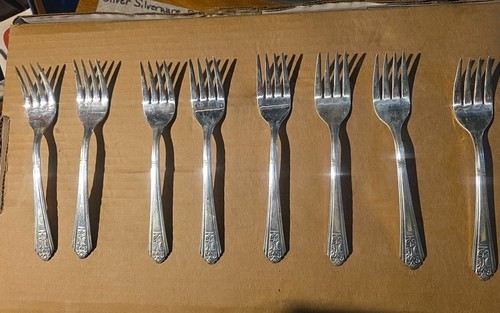 Royal Saxony Silverplate Silverware Set Art Deco Style 36 Pieces Flatware - Picture 18 of 19