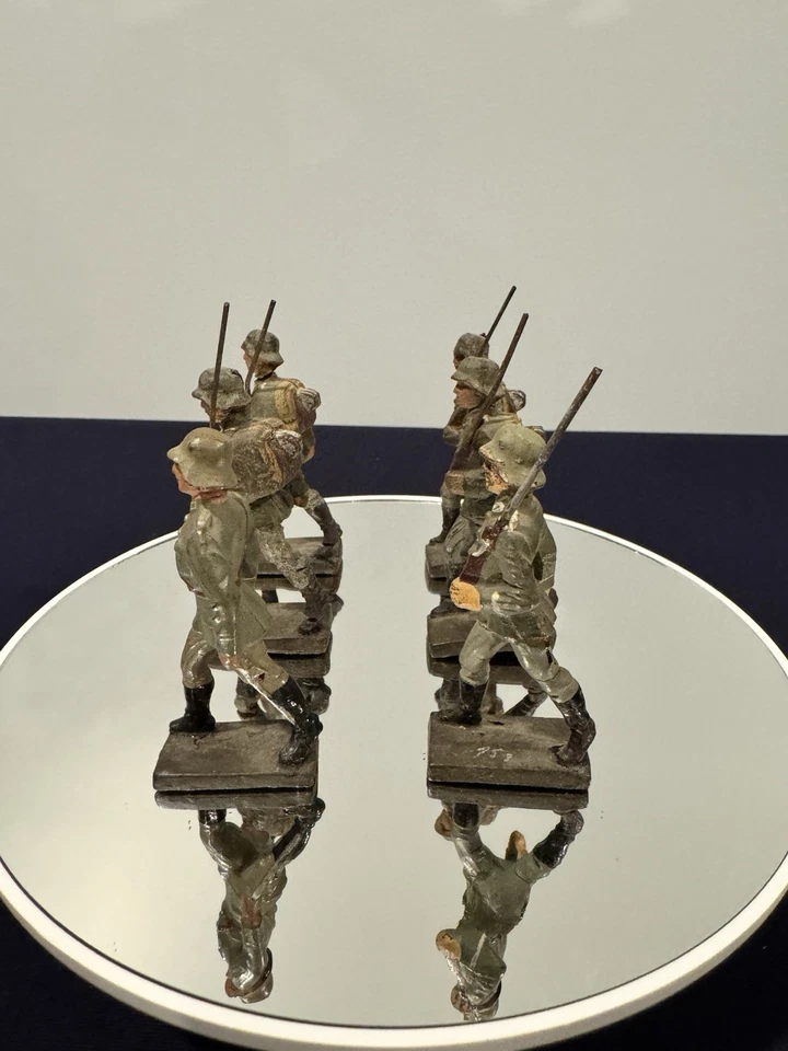 Antiguo Lote de Soldados de Juguete Composición Lineol Hecho en Alemania Segunda Guerra Mundial Juguete Soldados 60 mm Foto 3 de 4
