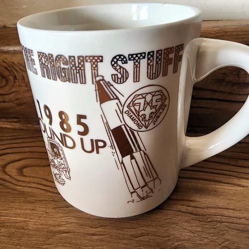 Taza Boy Scouts Taza BSA Diamond Jubilee 75 Años 1985 Redondeada Espacio Exterior 3 3/4" - Imagen 4 de 8