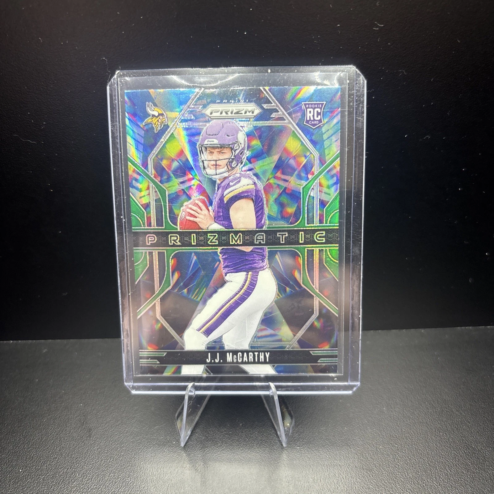 2024 Panini Prizm-JJ McCarthy Prizmatic Green Prizm (RC) #8