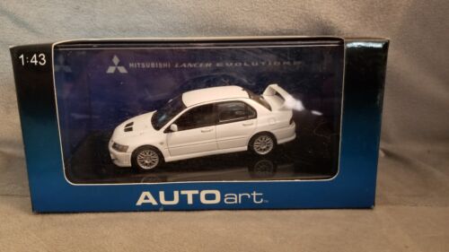 AUTOart 1:43 Bianco Mitsubishi Lancer EVO VII, 57162 - Foto 3 di 3