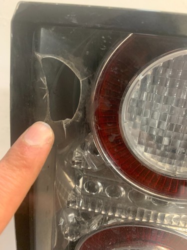 RANGE ROVER VOGUE L322 Tail Light Taillamp - Driver Right O/S *GENUINE PART* - Picture 2 of 9