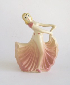 Hull-Dancing-Lady-Figurine-Vase