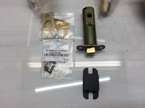 Emtek Select Privacy, Rechteckrosette, L-Vierkantschaft, facettierter Griff US4 RH - Bild 3 von 3