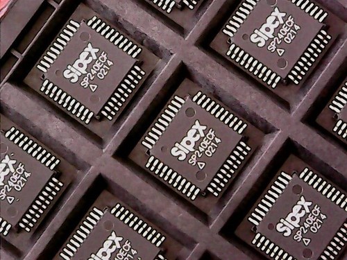 SP240ECF - Sipex +5V Powered Multi-Channel RS-232 Line Driver/Receiver (QFP-44) - Imagen 2 de 2